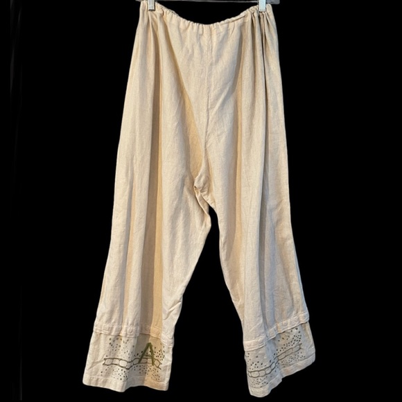 SOLD Blue Fish Highwater Convertible Pant Size 2 - Picture 4 of 9